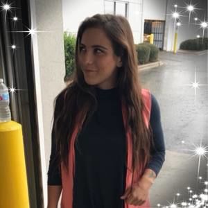 Meet your Posher, Alexis